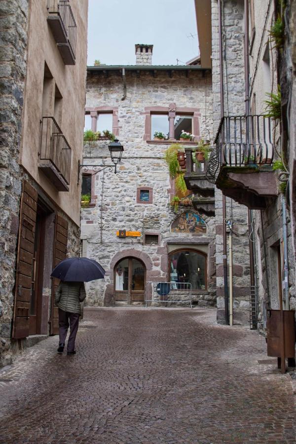 Charme Nel Borgo Di Bienno Di Design, Natura & Relax Bagian luar foto