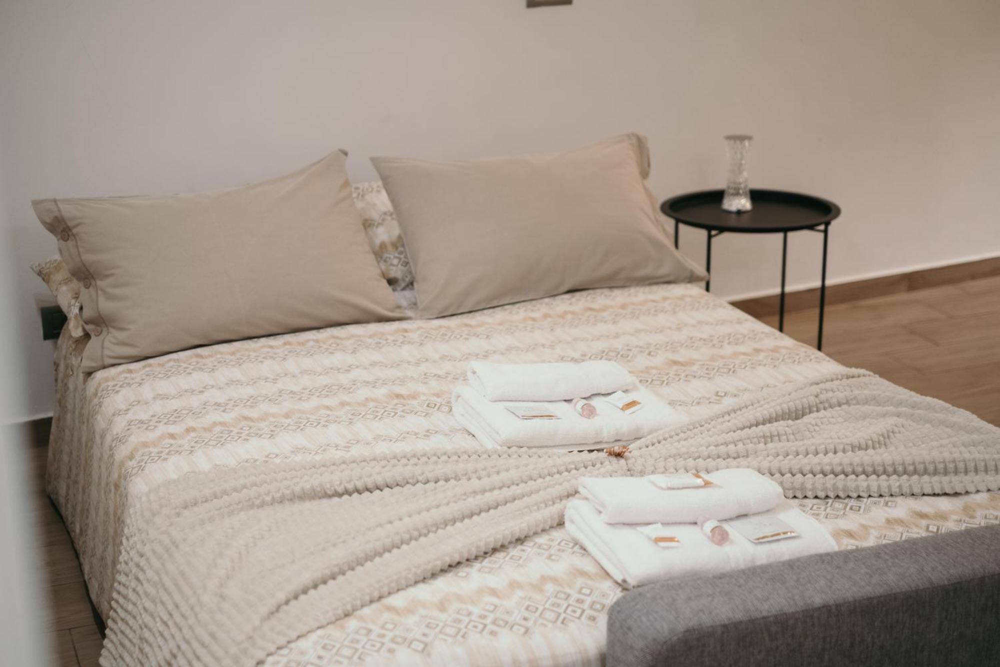 Charme Nel Borgo Di Bienno Di Design, Natura & Relax Bagian luar foto